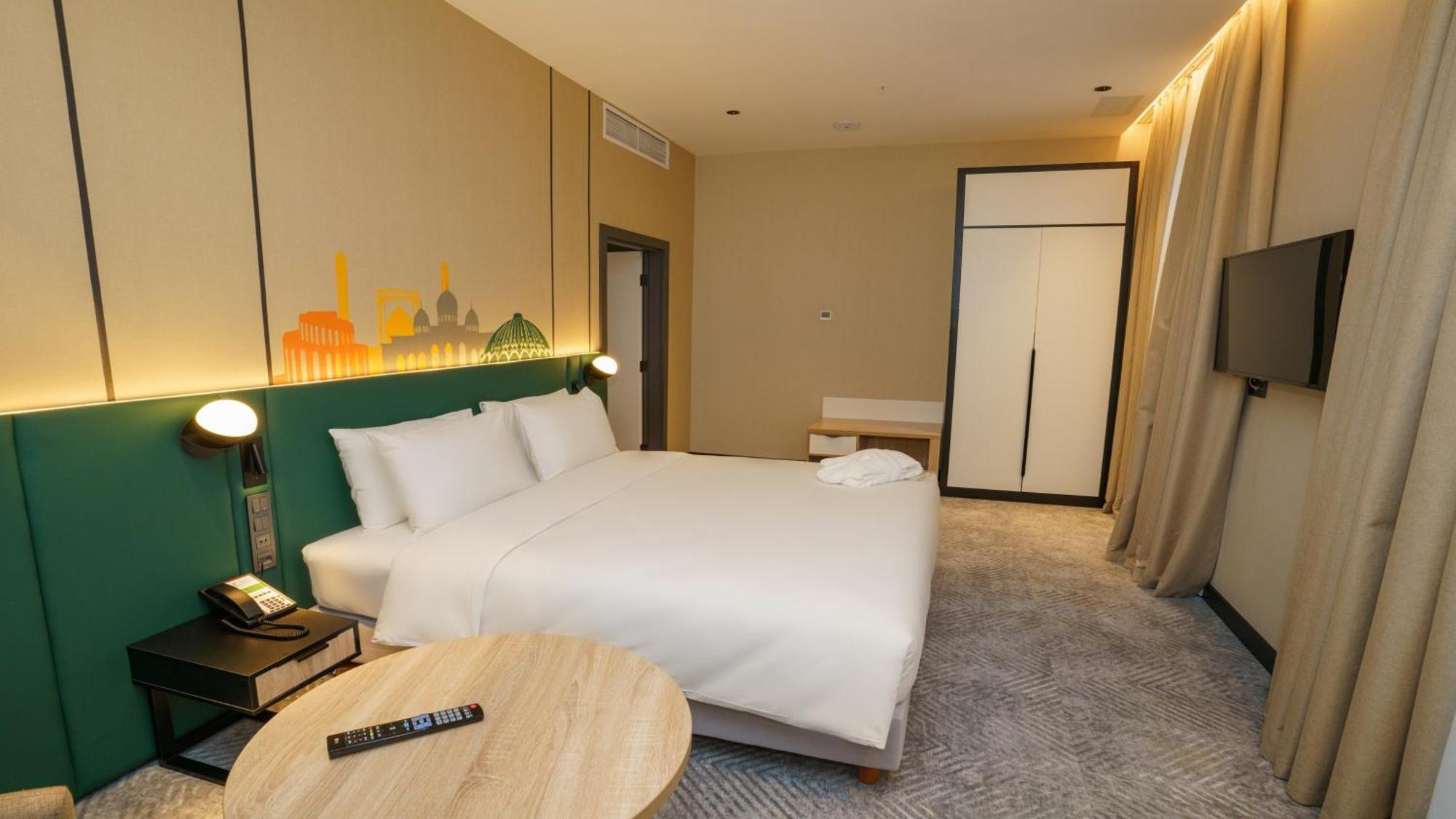 Holiday Inn Tashkent City By Ihg Экстерьер фото